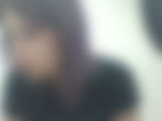 JuliZitzmann's Live Sex Cam Show
