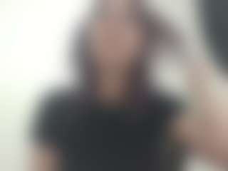 JuliZitzmann's Live Sex Cam Show