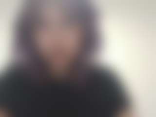 JuliZitzmann's Live Sex Cam Show