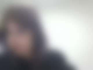 JuliZitzmann's Live Sex Cam Show