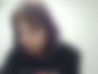 Live cam show with JuliZitzmann - New Mature on CSO-WL