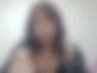 Live cam show with JuliZitzmann - New Sexwebcam on sexylive.show