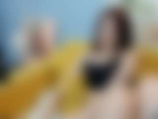 Live cam show with Kira-Ke11y - New Sexwebcam on AdultVida.com