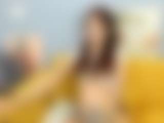 Live cam show with Kira-Ke11y - Skinny on Camsoda