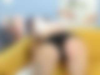 Live cam show with Kira-Ke11y - Erotic Dance on Camsoda