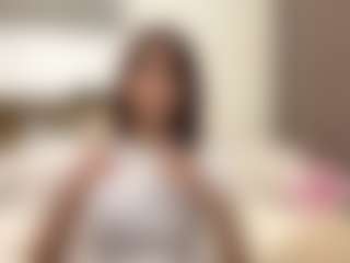 LoraKatona's Live Sex Cam Show