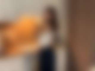 LoraKatona's Live Sex Cam Show