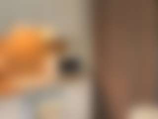 LoraKatona's Live Sex Cam Show