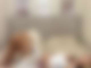 LoraKatona's Live Sex Cam Show