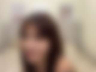 LoraKatona's Live Sex Cam Show