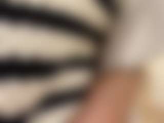 LoraKatona's Live Sex Cam Show