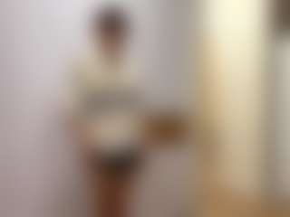 LoraKatona's Live Sex Cam Show