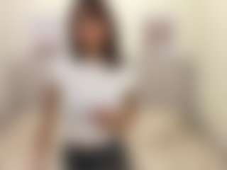LoraKatona's Live Sex Cam Show