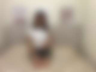 LoraKatona's Live Sex Cam Show