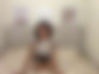 LoraKatona's Live Sex Cam Show