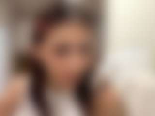 LoraKatona's Live Sex Cam Show