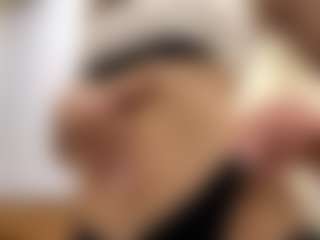 Live cam show with LoraKatona - New Squirt on WildCum
