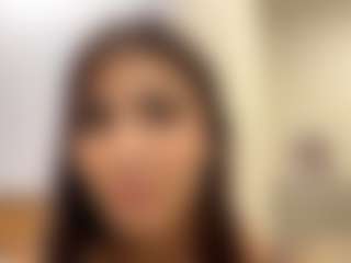 LoraKatona's Live Sex Cam Show