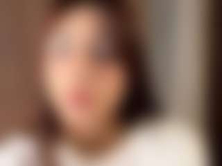 LoraKatona's Live Sex Cam Show