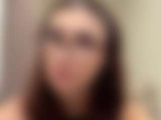 Live cam show with LoraKatona - Full Nudity on SpunkLive