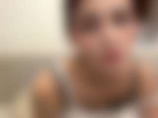 Live cam show with LoraKatona - Skinny on Camsoda