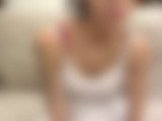 LoraKatona's Live Sex Cam Show