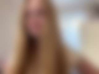 Live cam show with MelaniLancon - New Lovense on Milfs Live