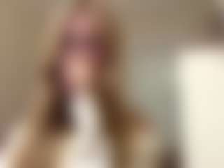 MelaniLancon's Live Sex Cam Show