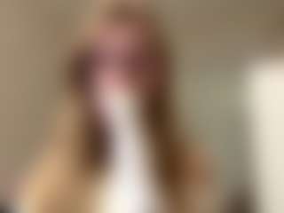 Spettacolo in cam dal vivo con MelaniLancon - Twerk su Camsoda