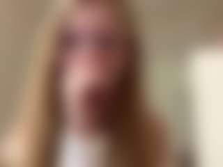Live cam show with MelaniLancon - Young Adult on slutload