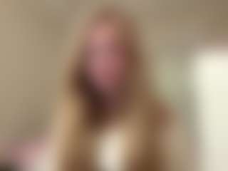 MelaniLancon's Live Sex Cam Show