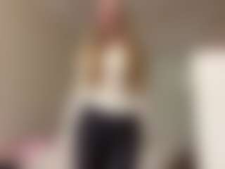MelaniLancon's Live Sex Cam Show