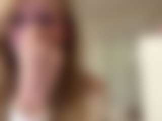 MelaniLancon's Live Sex Cam Show
