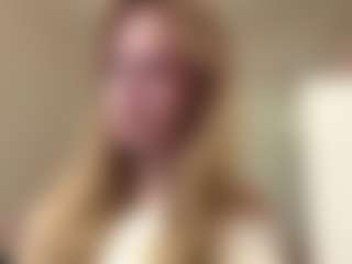 MelaniLancon's Live Sex Cam Show