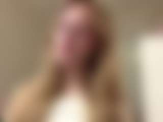 MelaniLancon's Live Sex Cam Show
