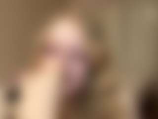 Live cam show with MelaniLancon - Young Adult on Milfs Live