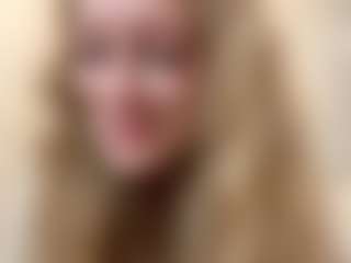 MelaniLancon's Live Sex Cam Show