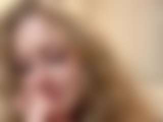 MelaniLancon's Live Sex Cam Show