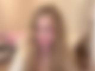 MelaniLancon's Live Sex Cam Show