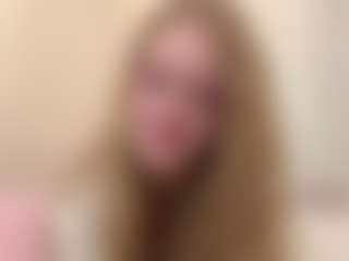 MelaniLancon's Live Sex Cam Show