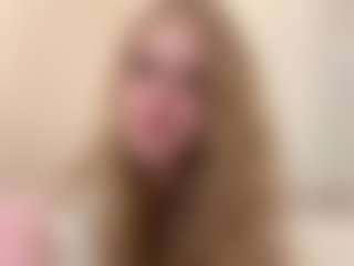 Live cam show with MelaniLancon - Tattoos Blonde Hair on Camsoda