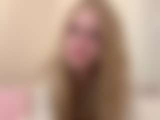 MelaniLancon's Live Sex Cam Show