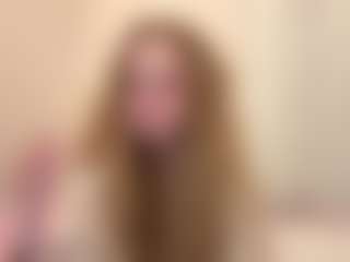 Live cam show with MelaniLancon - New Sexwebcam on Camsoda