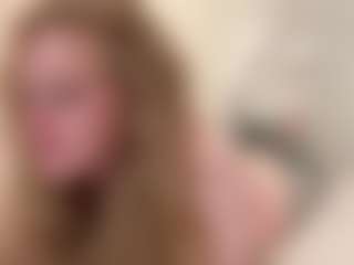 MelaniLancon's Live Sex Cam Show