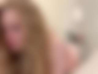 MelaniLancon's Live Sex Cam Show