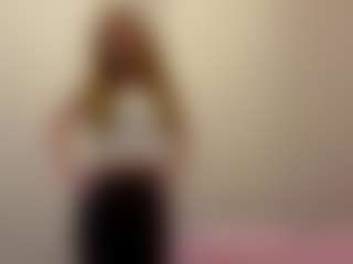 MelaniLancon's Live Sex Cam Show