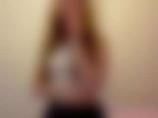 MelaniLancon's Live Sex Cam Show