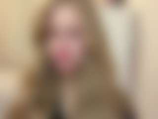 MelaniLancon's Live Sex Cam Show