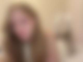 Live cam show with MelaniLancon - Blue Eyes on fapnchat