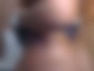 Live cam show with MisSylvia - New Brown Eyes on SinfulBabes